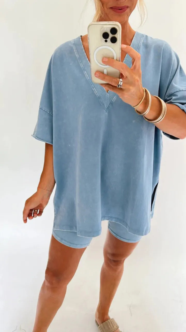 Maja – Oversize'owa koszulka i spodenki