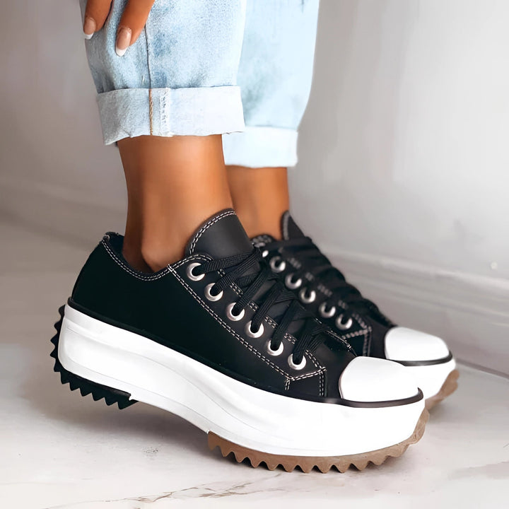 Beżowe Sneakersy na Platformie z Gwiazdkowym Obcasem - Stylowe Buty Damskie z Grubą Podeszwą