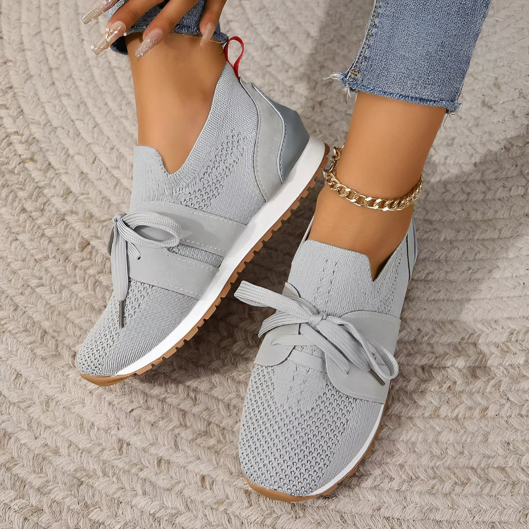 Czarne Siatkowe Sneakersy Slip-On dla Kobiet - Lekkie i Oddychające Buty do Chodzenia