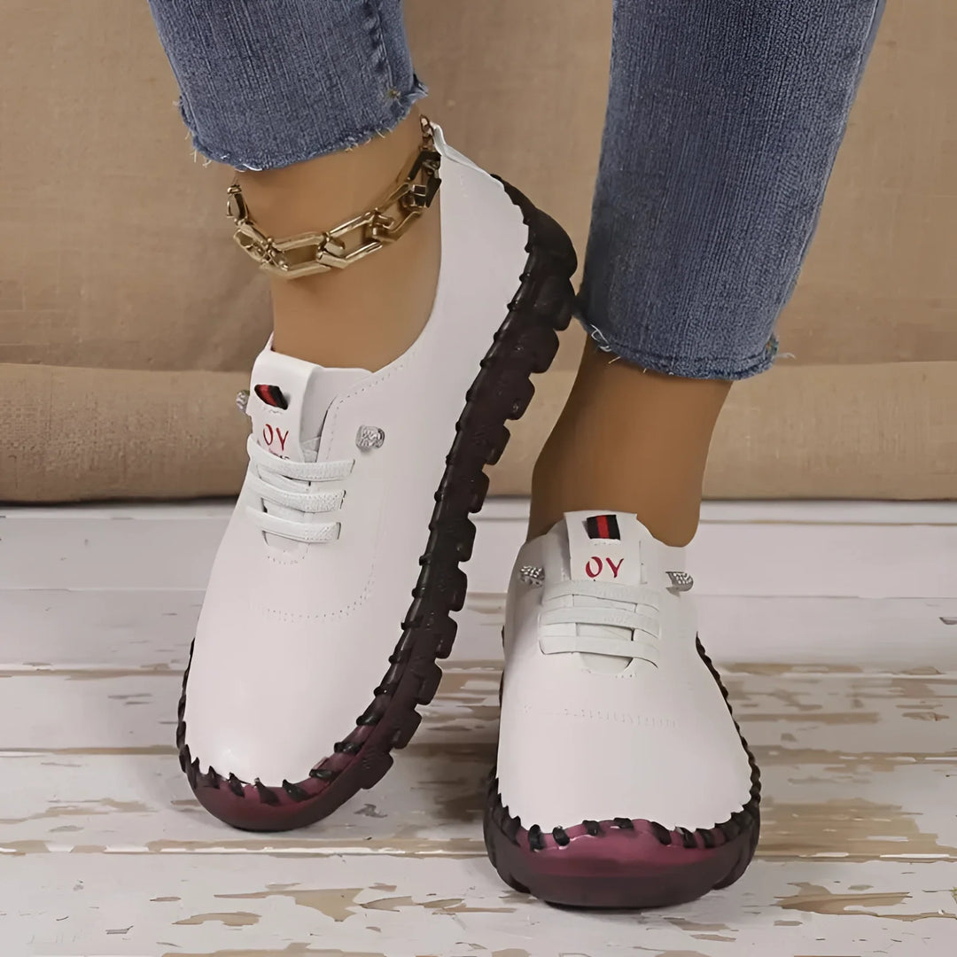 Brązowe Mokasyny Skórzane z Łańcuchem - Eleganckie Damskie Buty na Co Dzień
