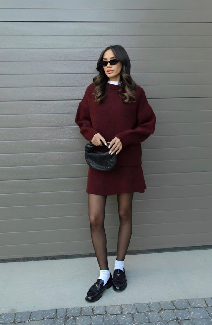 Maria - Stylowy Sweter i Spódnica