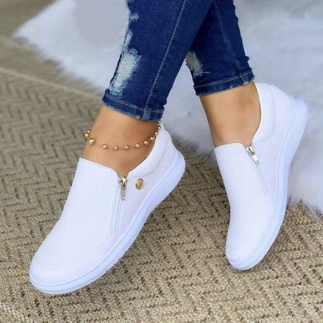Mila – Stylowe Slip-On z Zamkiem