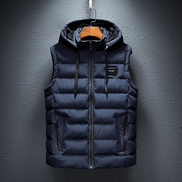 GUGLIELMO | LEKKI BEZRĘKAWNIK" can be rewritten as "GUGLIELMO | Lightweight Sleeveless Jacket.