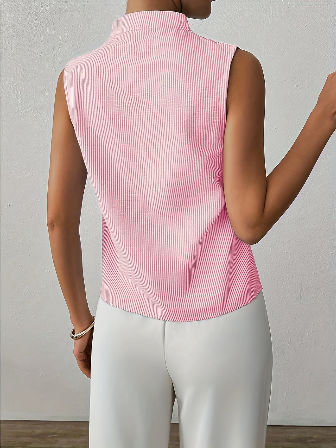 Linea | Top w Delikatne Paski